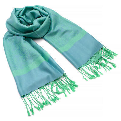 Classic winter scarf - green
