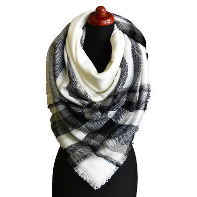 Blanket square scarf - white and black - 1