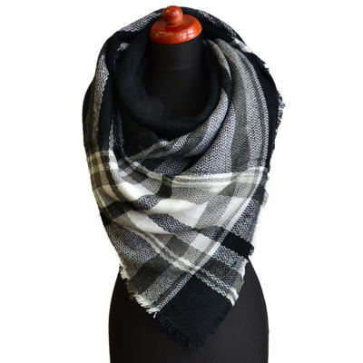 Blanket square scarf - black and white - 1