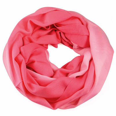 Winter infinity scarf - pink