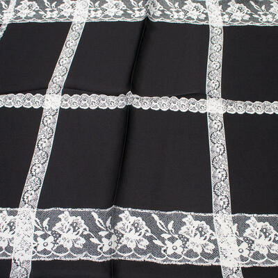 Square scarf - black with lace print - 2