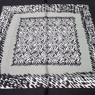 Square scarf - black and white with print - 2